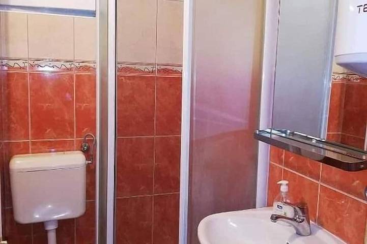 Ganze Wohnung, 1-Zimmer-Ferienwohnung mit Balkon Loviste, Peljesac in Dubrovnik-Neretva
