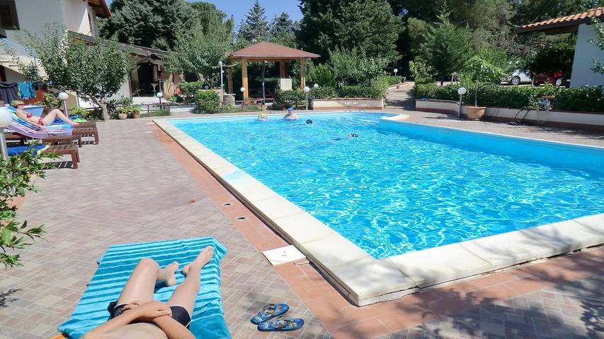 Villa per 7 persone, con giardino e piscina a Partinico