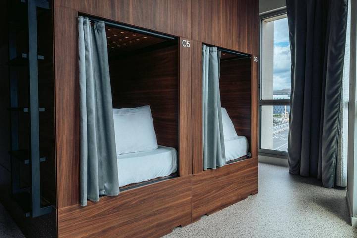 Hostal para 4 personas, con terraza y piscina, Familias con niños - 1