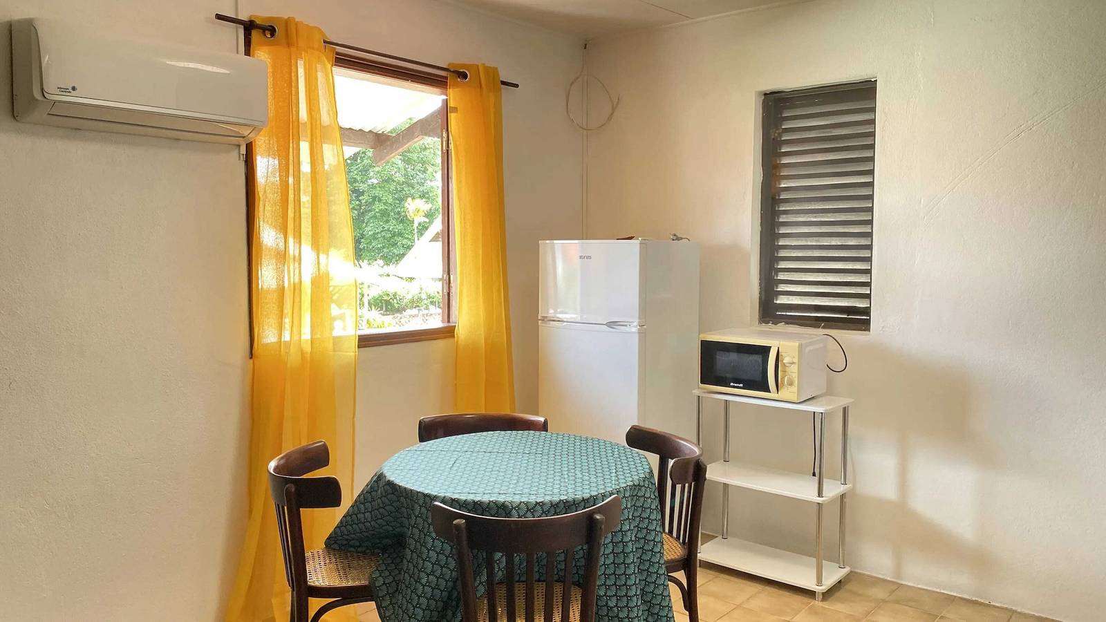 Apartamento entero, Apartamento moderno en Remire-Montjoly con balcón, 60 m² in Remire-Montjoly, Guayana Francesa