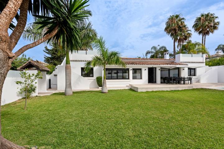 Casa rural para 8 personas, con terraza y jardín en San Pedro Alcántara - 4