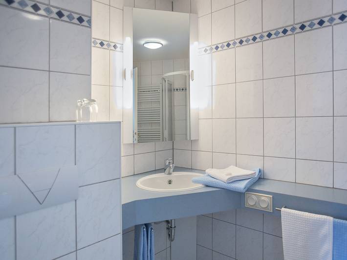 Ferienwohnung für 2 Personen, mit Balkon in Bad Soden-Salmünster - 4