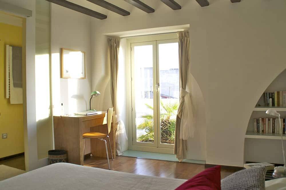 Ganze Wohnung, Luxuswohnung , hell, sonnig ,geräumig, in der Altstadt, mit privatem Parkplatz. in Jerez de la Frontera, Costa de la Luz