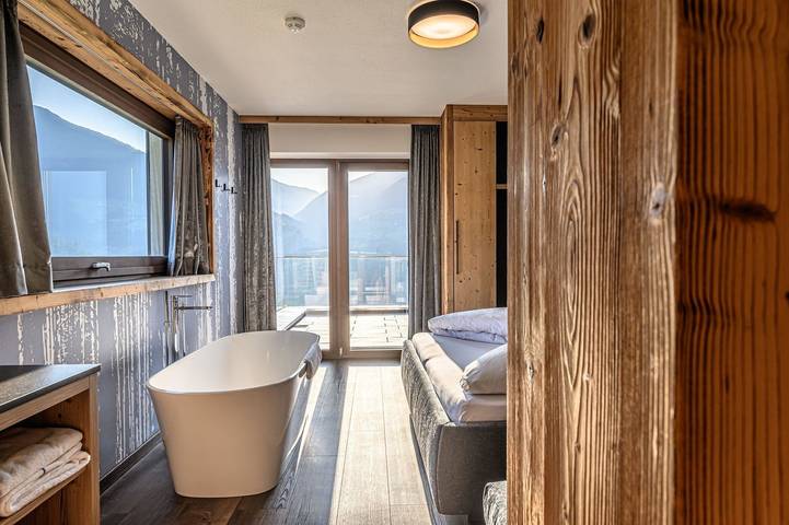 Hütte für 12 Personen, mit Sauna und Terrasse sowie Garten und Whirlpool in Kaltenbach - 4