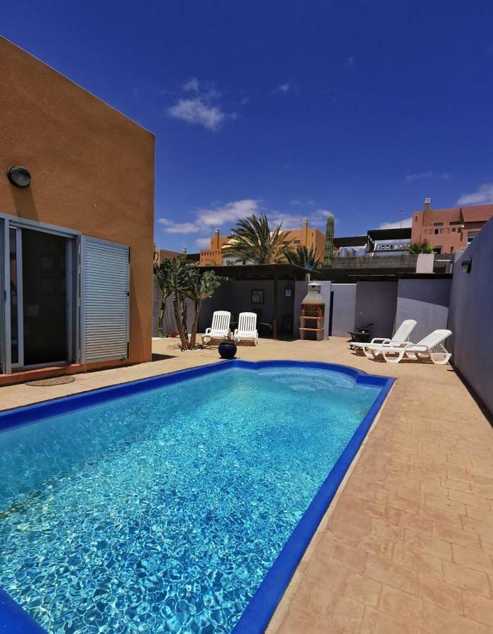 Villa with Private Pool in Caleta de Fuste, Antigua