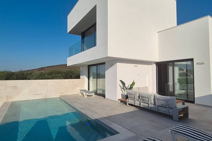 Casa rural para 8 personas, con jardín y terraza en San Roque