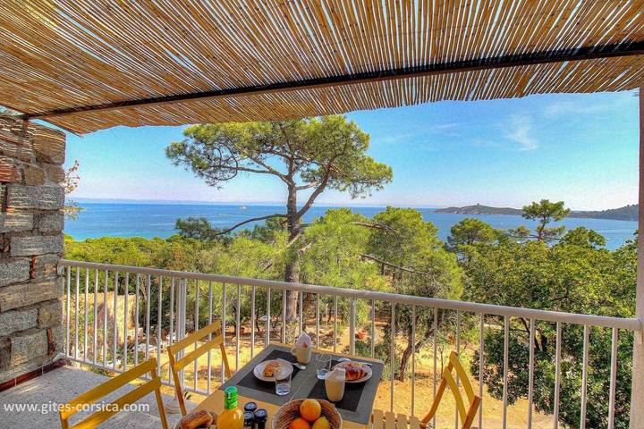 Gîte für 2 Personen, mit Garten und Terrasse auf Korsika - 2