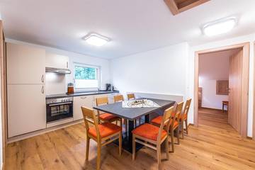 Appartement voor 8 Personen in Längenfeld, Tiroler Oberland, Afbeelding 1