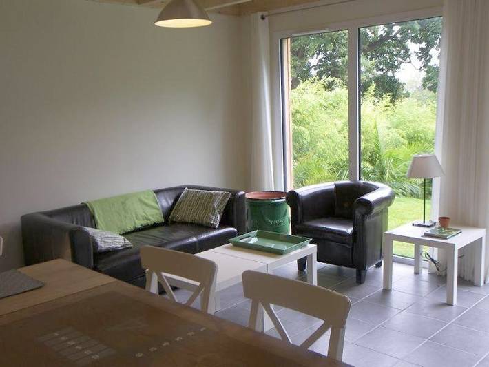 Location de vacances pour 5 personnes, avec Terrasse ainsi que Jardin et Vue à Locquénolé - 4