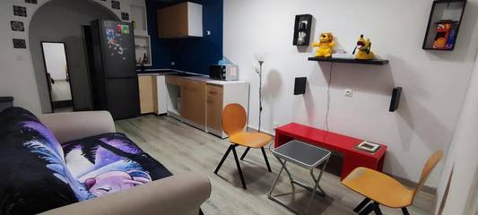 Cottage pour 2 personnes, avec terrasse à Villeneuve-Saint-Georges