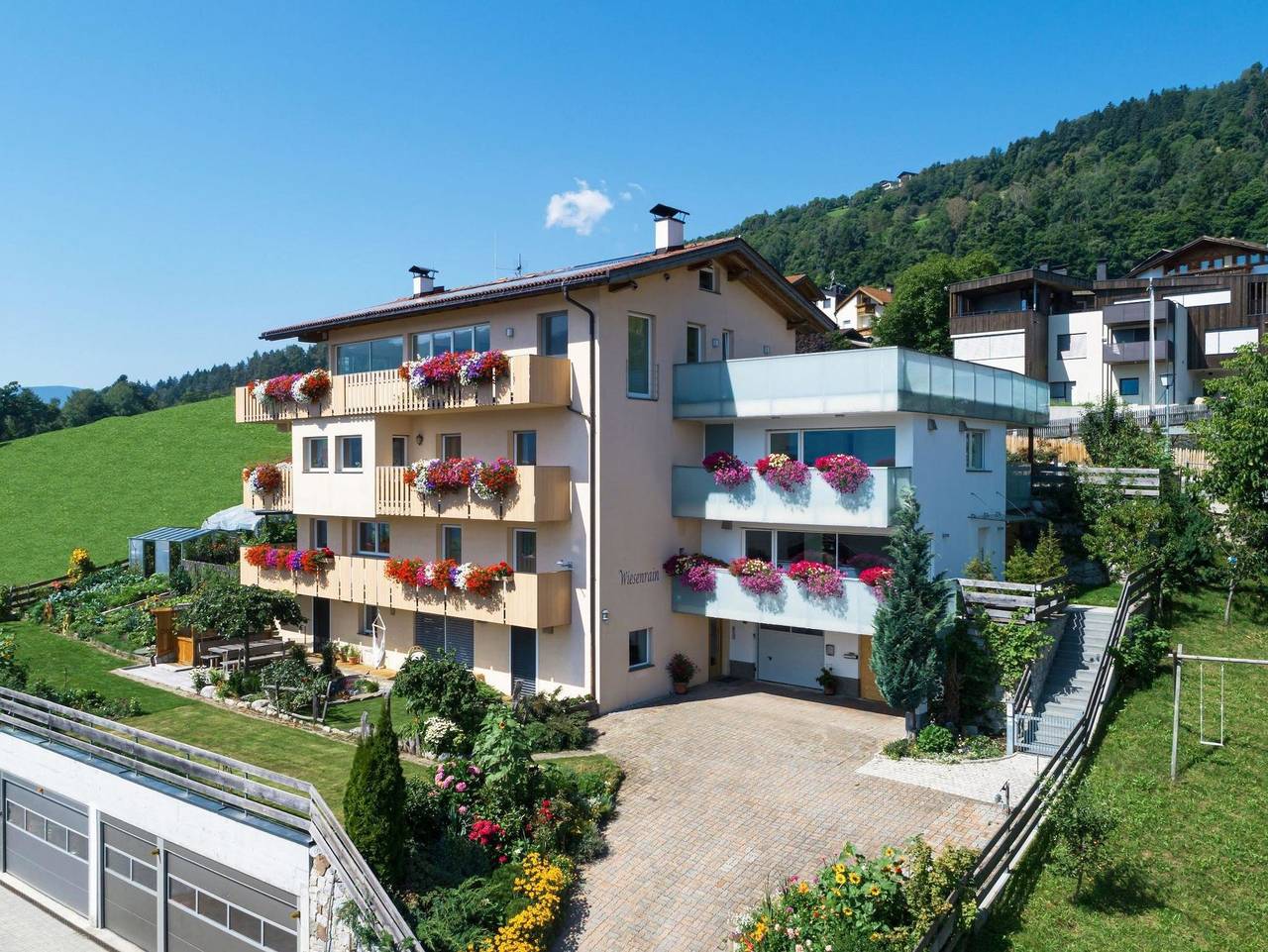 Ganze Wohnung, Wiesenrain - Appartment Bergblick für 2 Personen in Feldthurns, Dolomiti Superski