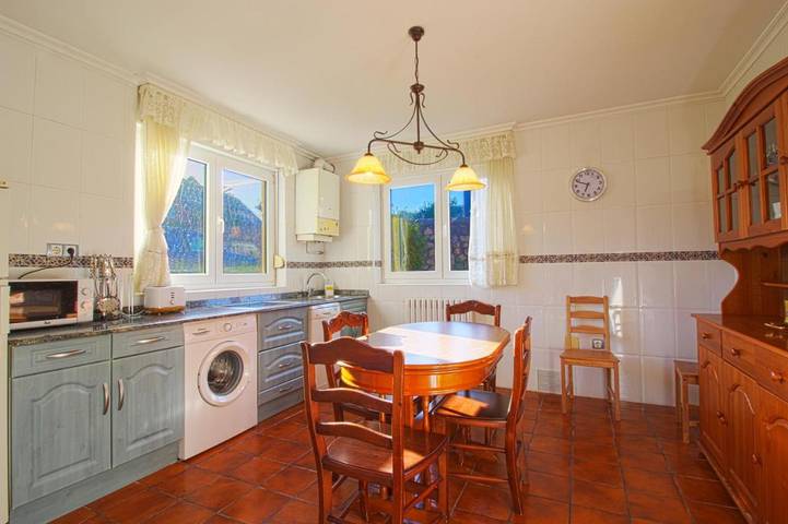 Chalet para 8 personas, con Terraza y Jardín en Comarca de Santander - 2