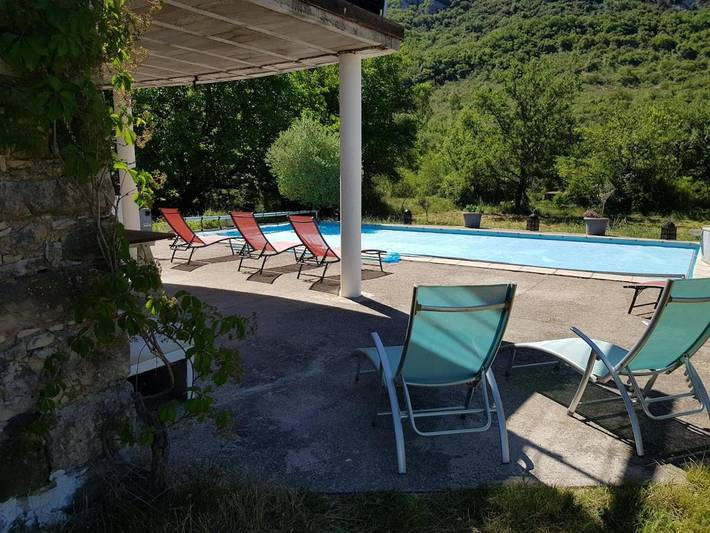 Location de vacances pour 10 personnes, avec piscine et vue ainsi que terrasse et jardin, animaux acceptés à Laroque (Hérault) - 4