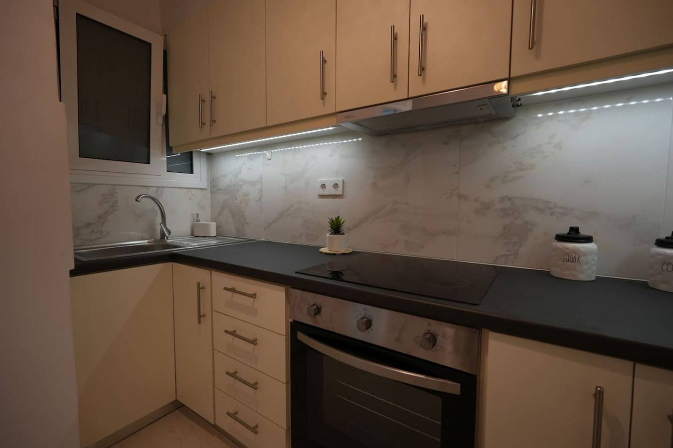 Ganze Wohnung, Beachfront Escape Seaview in Loutraki-Perachora, Korinthia