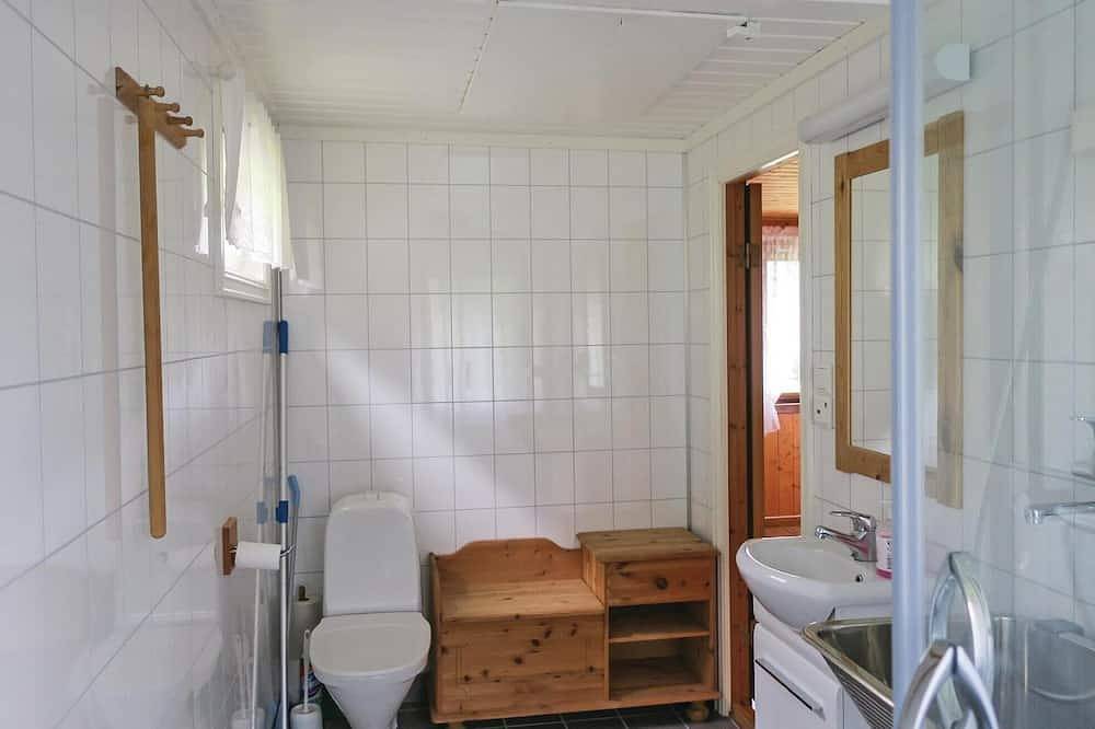 Schönes Haus in Olden mit Küche in Oldevatnet
