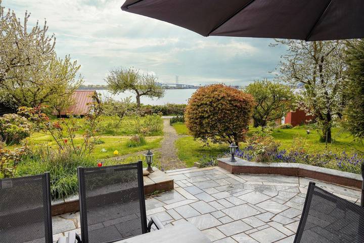 Reethaus Altefähr Haus: Terrasse, Meerblick in Altefähr, Rügen