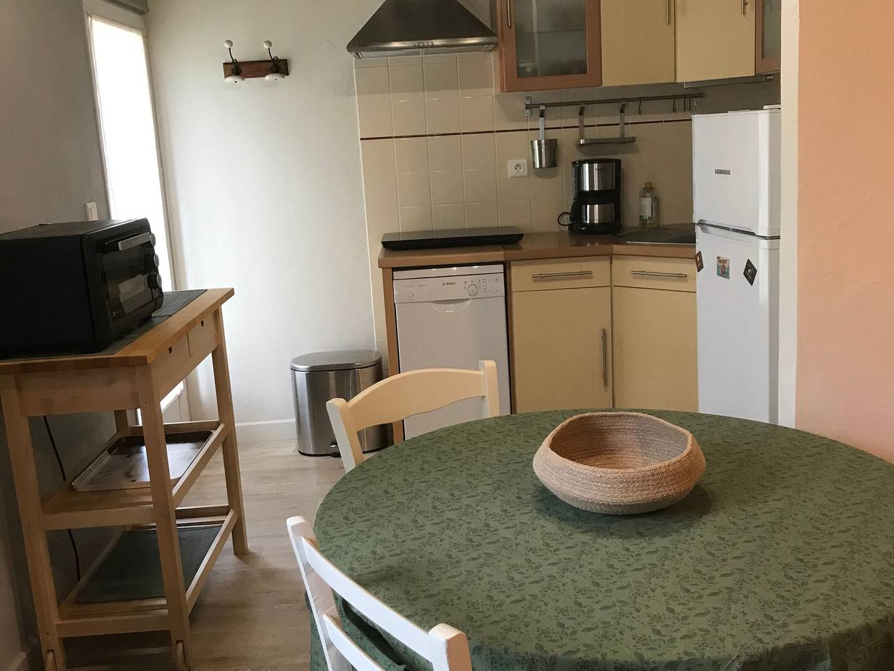 Unabhängiges Haus mit Terrasse und privatem Parkplatz in Le Poinçonnet, Châteauroux und Umgebung