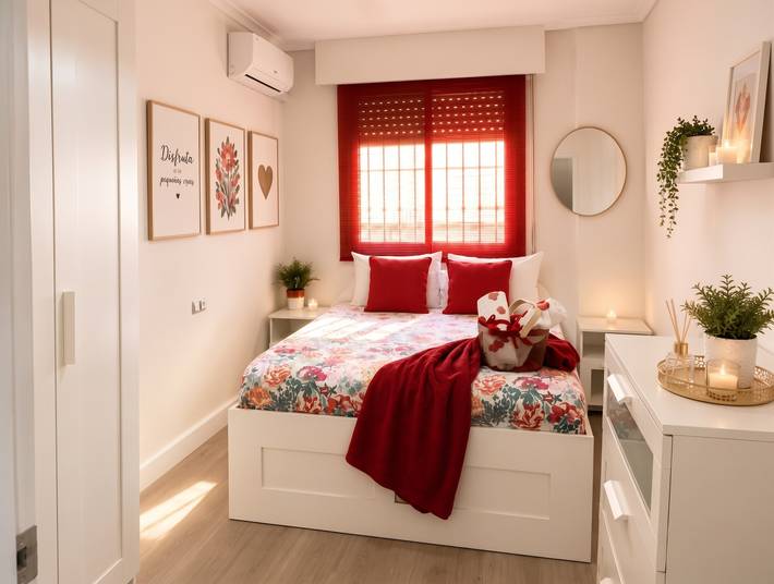 Apartamento entero, Apartamento moderno con jacuzzi y vistas en Almería, 80 m² in Los Molinos (Almería), Almería
