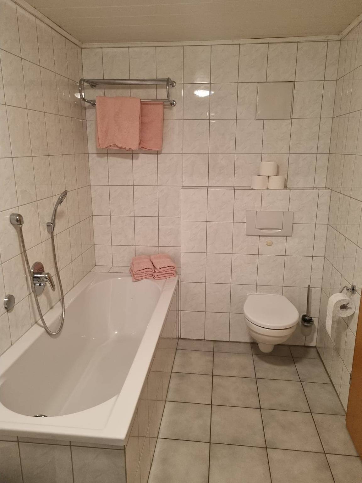 Ganze Ferienwohnung, Ferienwohnungen März - Ferienwohnung Auszeit in Söchtenau, Landkreis Rosenheim