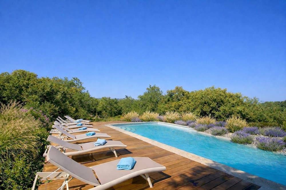 Maison De Vacances pour 17 Personnes dans Bonnieux, Parc naturel régional du Luberon