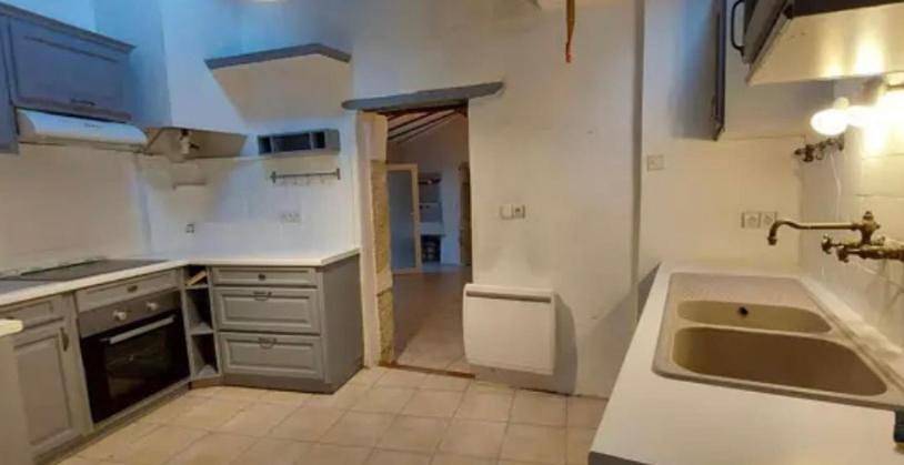 Gîte pour 5 personnes, avec jardin et piscine, animaux acceptés à Préveranges - 4