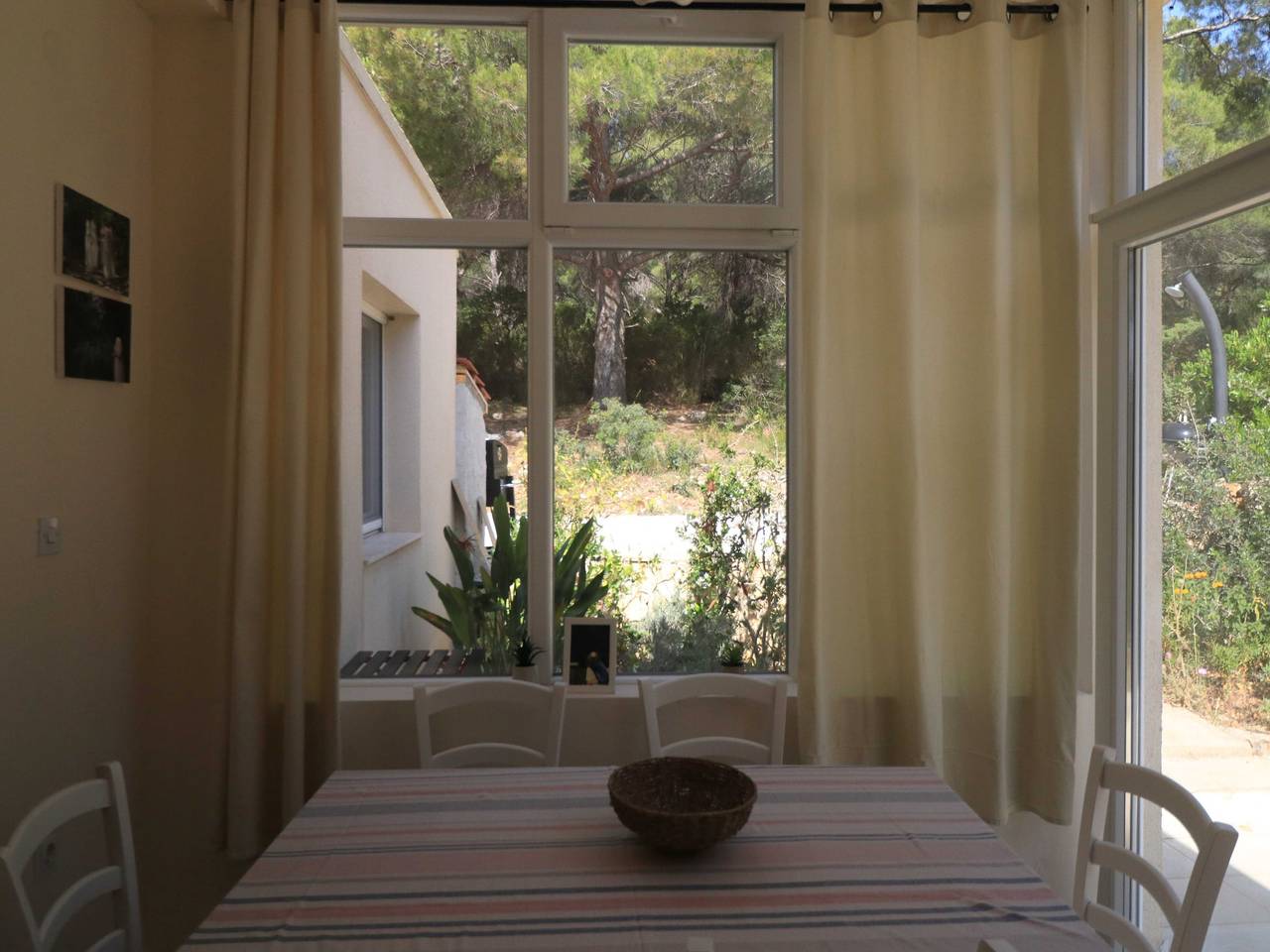 Four Bedroom Holiday Home with Pool in Rukavac, Split-Dalmatien