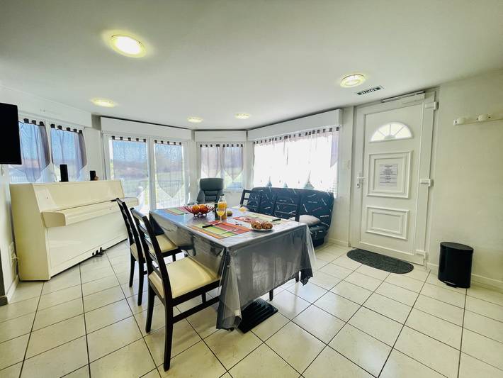 Gîte pour 3 personnes, avec jardin et terrasse, animaux acceptés dans La Vôge-les-Bains - 4