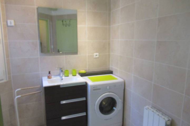 Location de vacances pour 2 personnes, avec terrasse et jardin à Le Tilleul - 4