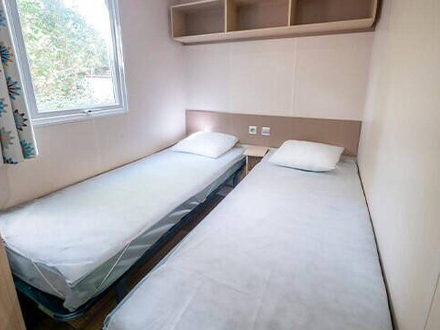 Camping Valado - Stacaravan 6 personen - Mobile-home | Comfort | 3 Slaapkamers | 6 Pers. | Verhoogd terras | Airconditioning in Nazaré, Leiria District