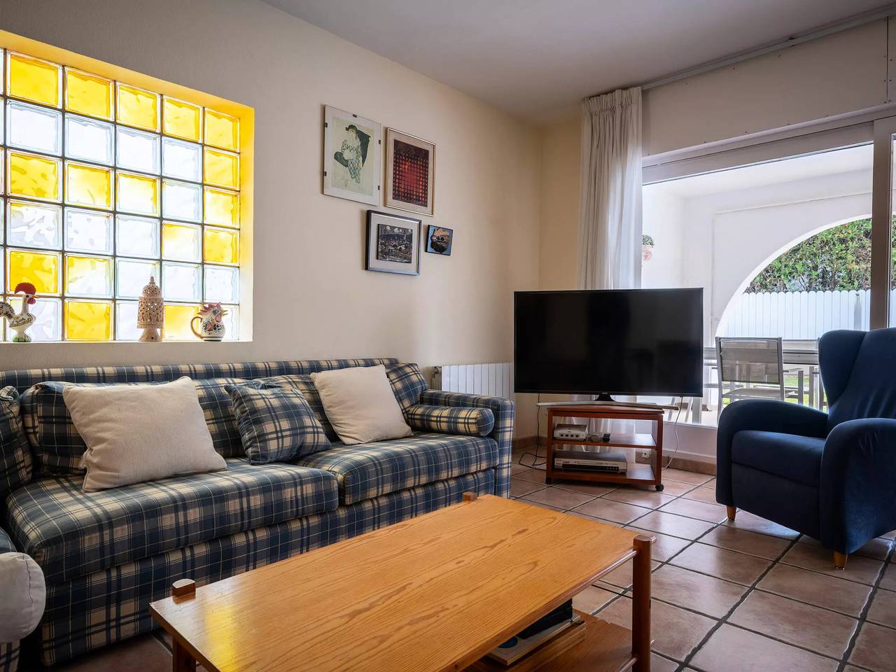 Apartamento entero, 4 estancias 6 personas in Roda de Bará, Costa Dorada
