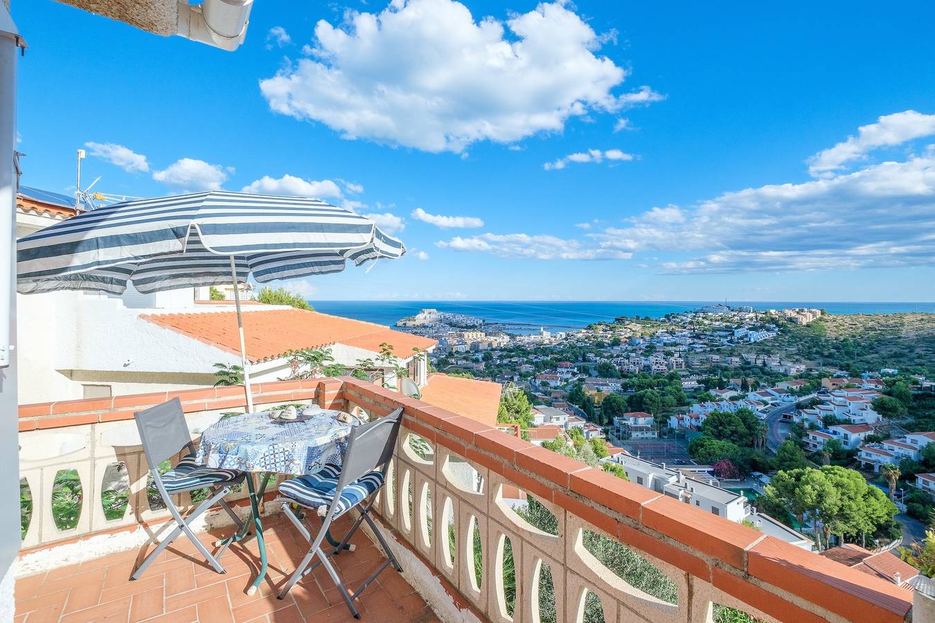 Casa de vacaciones 'Maison Mer Peniscola' con vistas al mar y terraza in Peñíscola, Costa del Azahar