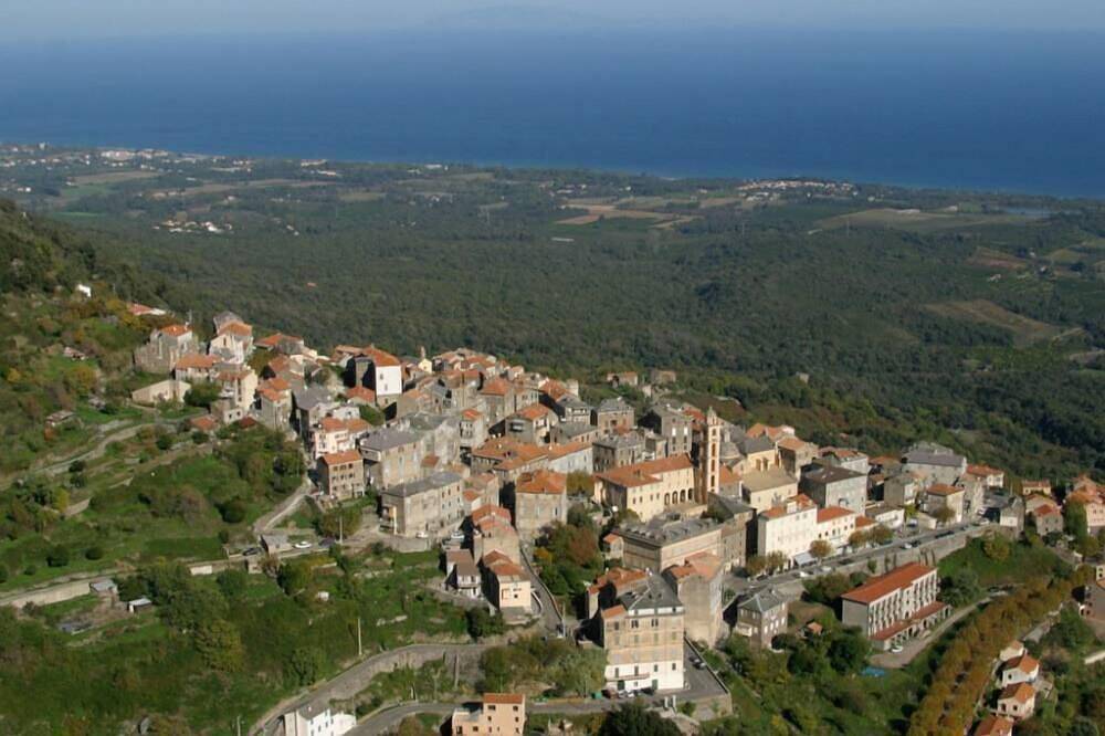 Appartement entier, A Casa di mamona in corsica in Cervione, Arrondissement de Corte