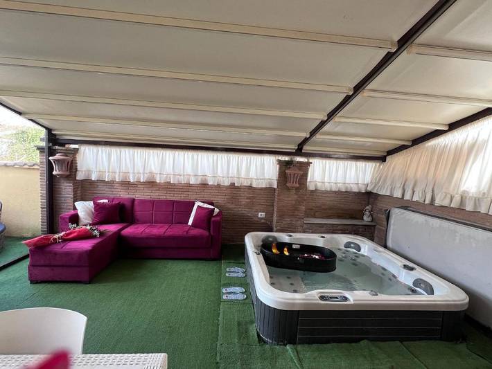 Villa pour 7 personnes, avec piscine ainsi que jardin et jacuzzi à Rome - 3