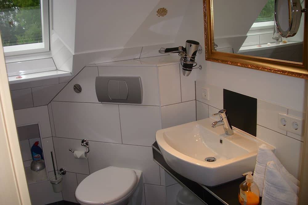 Ganze Wohnung, \"Ferienhaus Wind\" am Ende einer Sackgasse gelegen mit Blick über die Marsch in Struckum, Nordfriesland