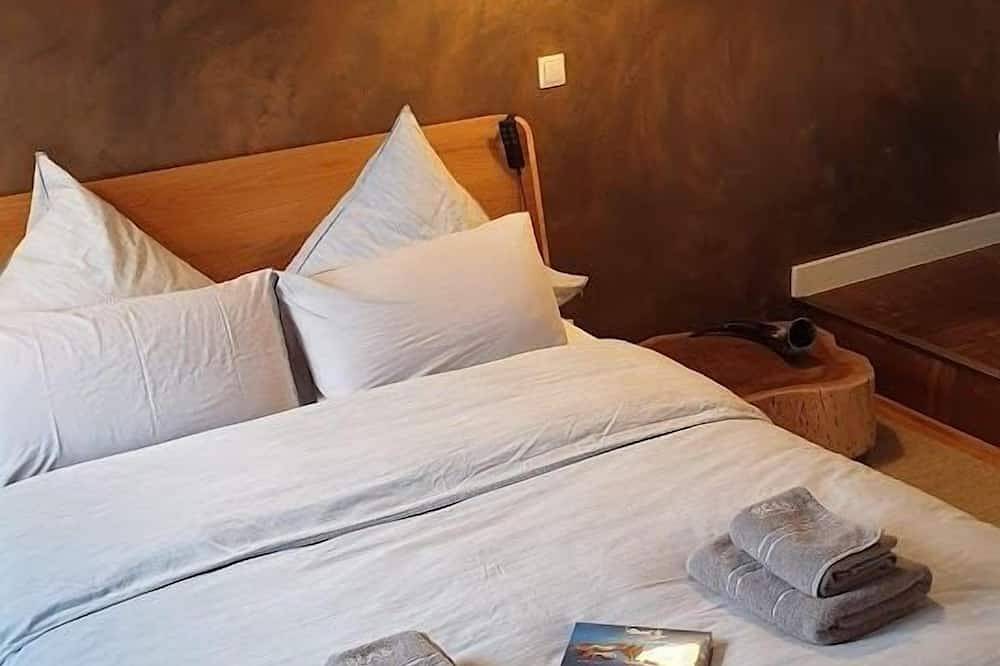 Ganze Wohnung, Immaculate Studio Apartment in Bremen City in Mitte Bremen, Bremen