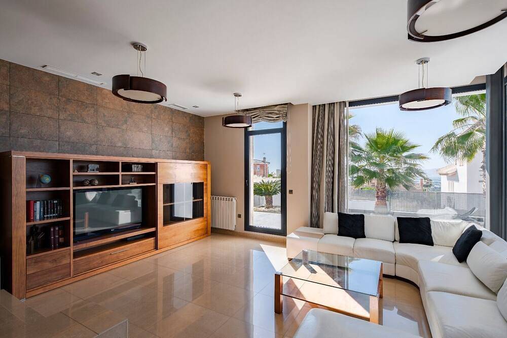 Villa in La Zubia, Granada Province