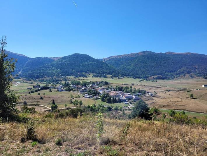 Location de vacances pour 15 personnes, avec jardin, adapté aux familles à Camurac - 2