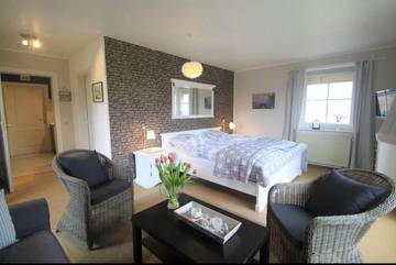 Ferienwohnung für 3 Personen, mit Balkon und Whirlpool in Dänschendorf