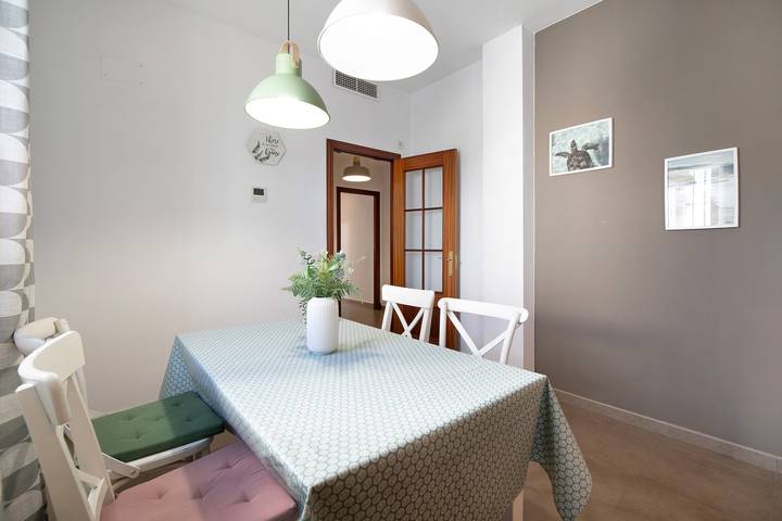 Appartamento intero, Appartamento Piso Arquillo del Reloj pet-friendly con Wi-Fi in Chiclana de la Frontera, Costa de la Luz