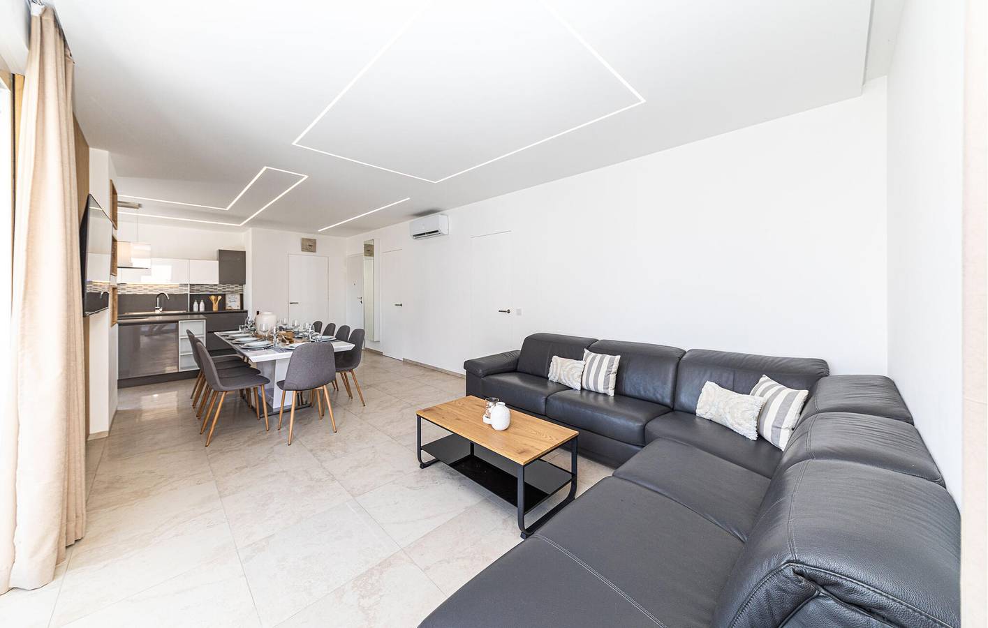 Ferienhaus für 12 Personen mit Terrasse in Kastel Stafilic, Kaštela