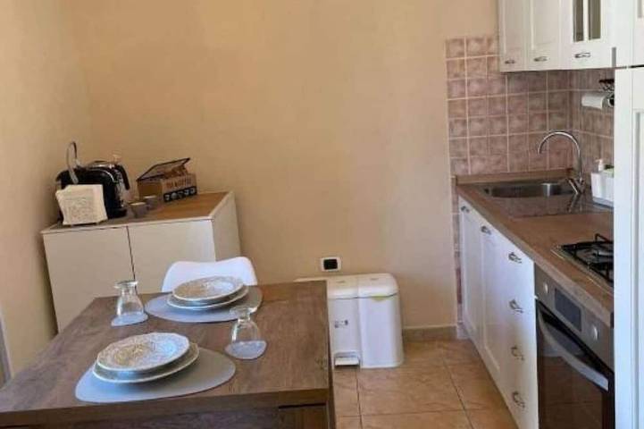 Appartement entier, Along Crati River, mini apartment, vico Postierla, historic center. in Cosenza, Province de Cosenza