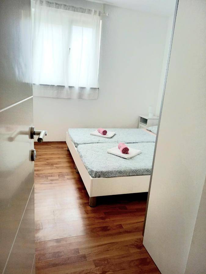 Apartamento de vacaciones para 6 personas, con terraza y jardín, Se admiten mascotas - 1