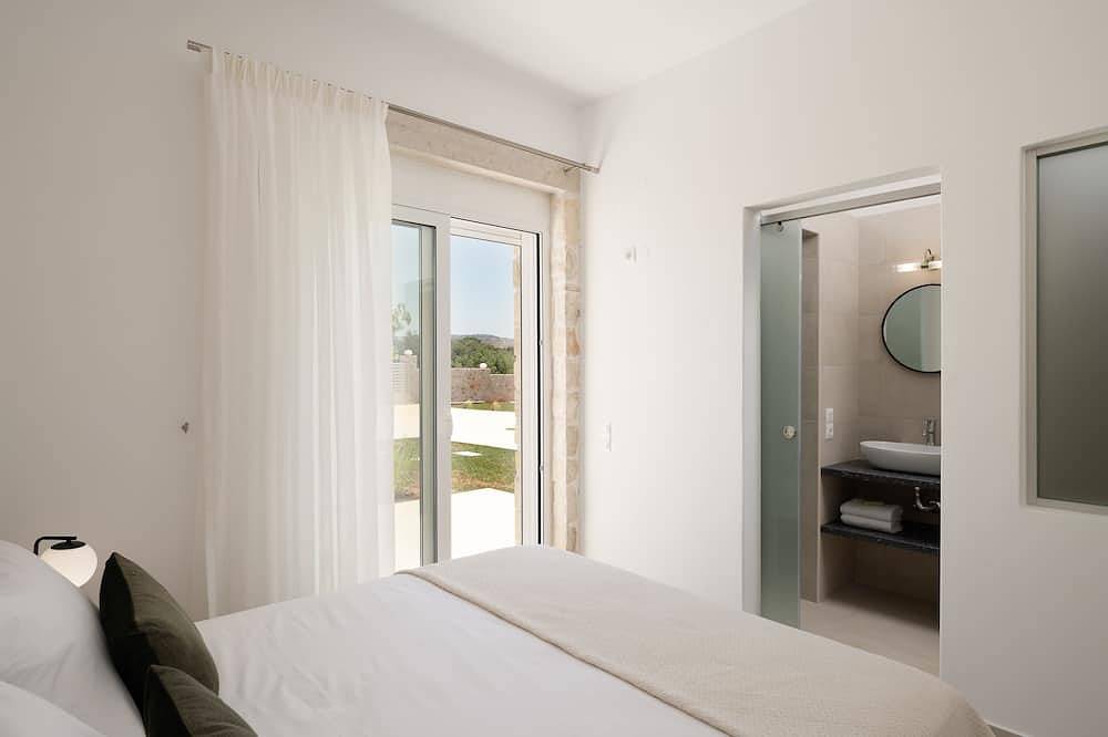 Evaero Villa I, Family Retreat with a 36m² Pool in Skaleta, Rethymno und Umgebung