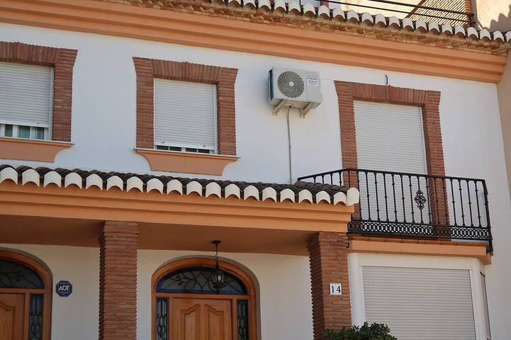 Escapadas de fin de semana para 5 personas, con terraza y jacuzzi en Granada