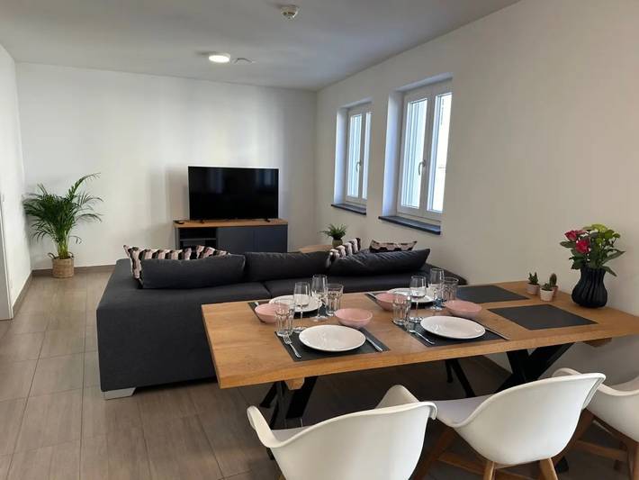 Ganze Wohnung, Ferienwohnung 'Wohnung 4 Rosenstraße' mit Balkon in Cham, Ostbayern