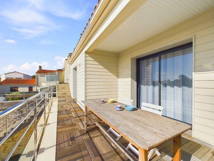 Location de vacances pour 12 personnes, avec terrasse et jardin à Brem-sur-Mer - 2