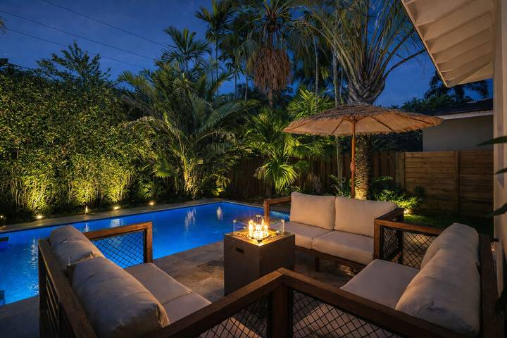 Villa for 10 people, with balcony and pool as well as garden in Fort Lauderdale