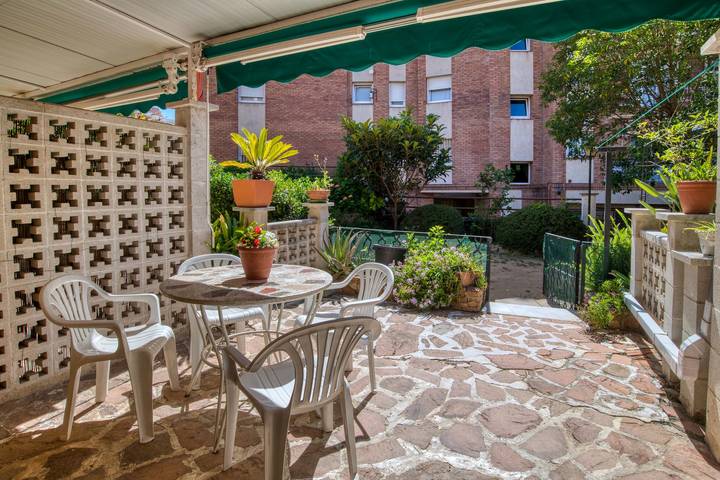Appartement de vacances pour 2 personnes, avec jardin, animaux acceptés à Lloret de Mar