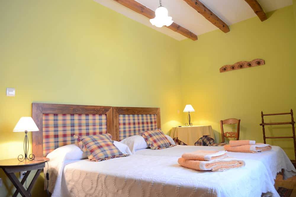 Landhaus La Pequena A und B von 15 Plätzen in Villaherreros, Palencia Provinz