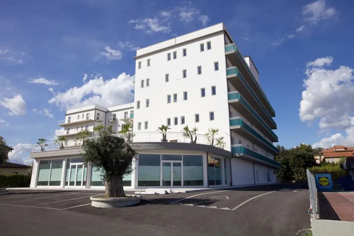 Appart’hôtel pour 4 personnes, avec vue et terrasse - 1